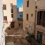 Hasu Trani