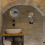 Hasu Trani