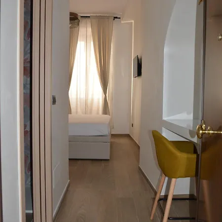 Hasu Guest house *
