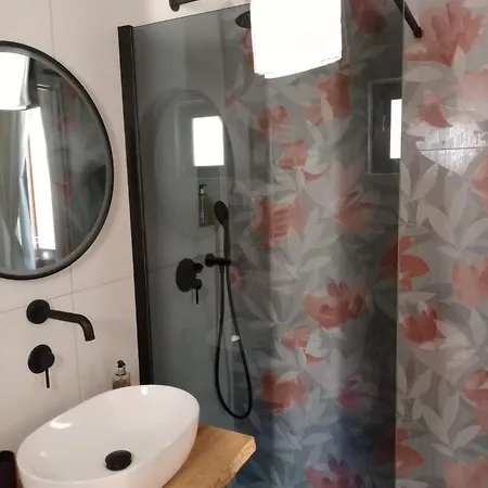 Hasu Guest house