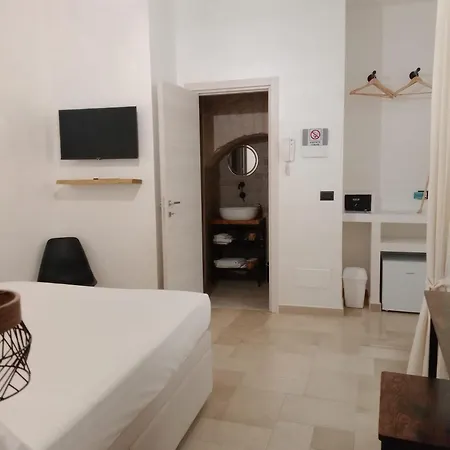 Hasu Guest house